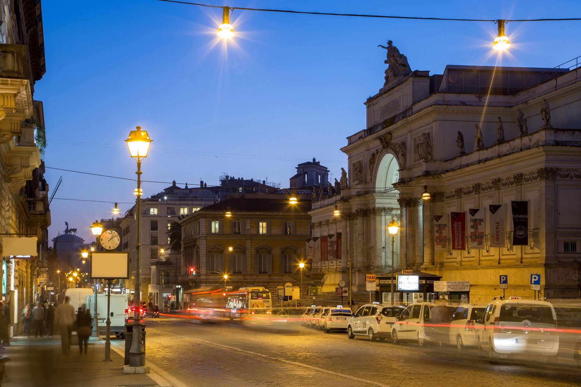 Roman Central House ภายนอก รูปภาพ